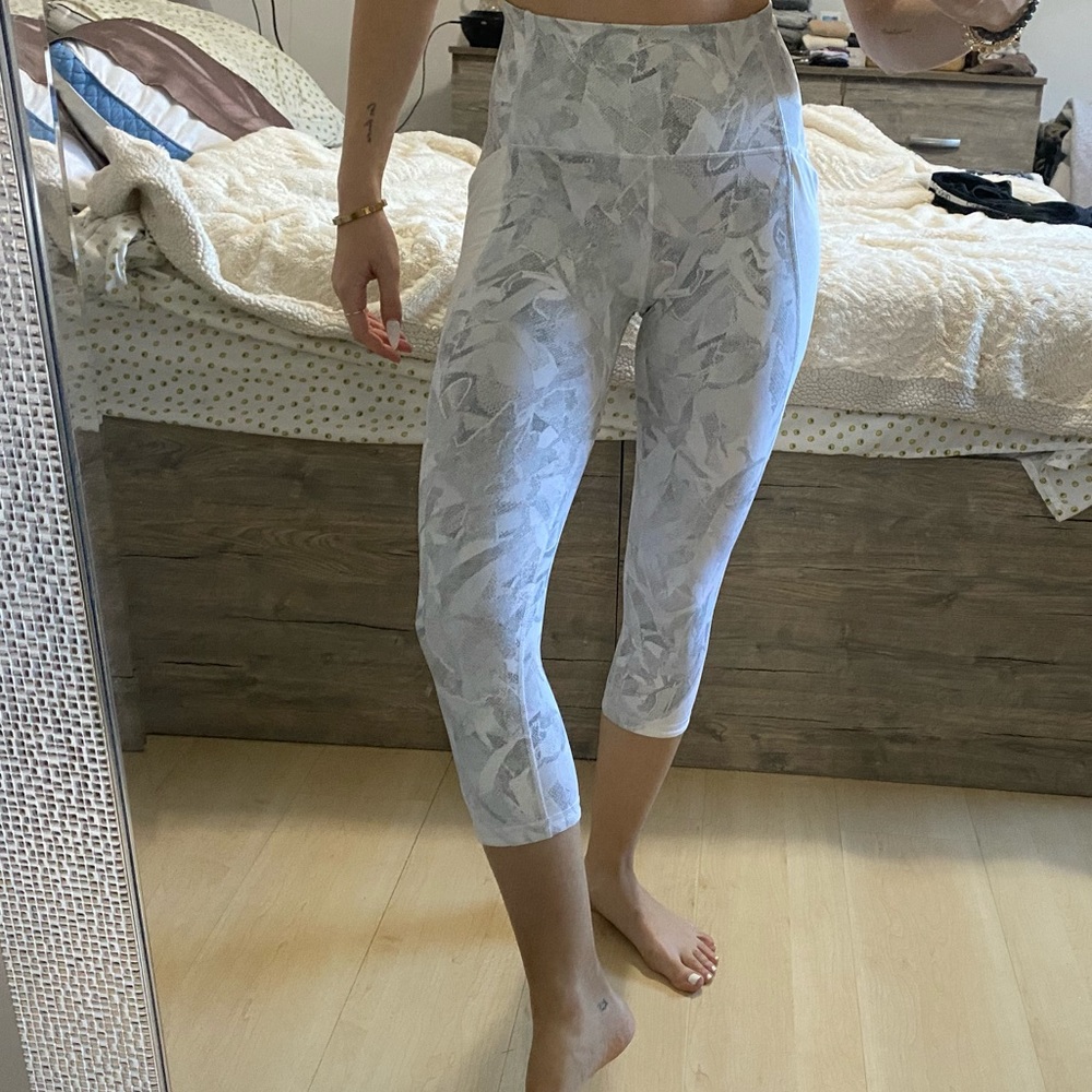 Lululemon crop legging
